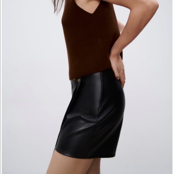 NWT Zara black faux leather skort - Picture 4 of 7